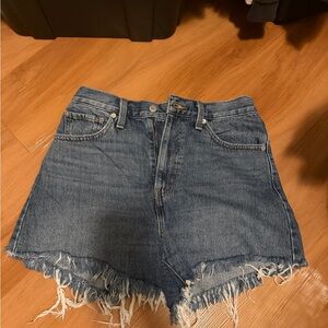 Levi’s Denim Frayed Hem/High-Waist Women’s Shorts